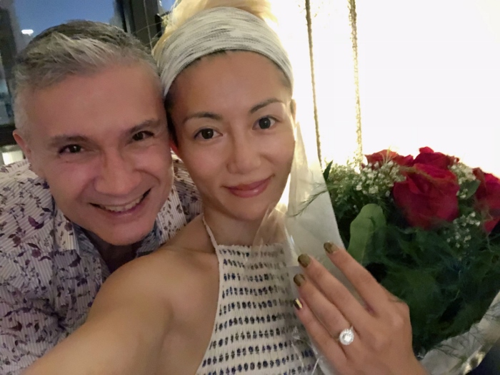 今年10月，她將與荷里活導演兼英輝船廠後人司徒永華結婚